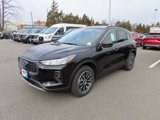 New 2025 Ford Escape SE image 3
