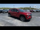 New 2025 Chevrolet Traverse LT w/ LPO, Floor Liner Package image 2