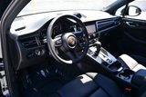 Certified 2025 Porsche Macan image 4