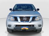Used 2019 Nissan Frontier SV image 2