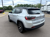 Used 2024 Jeep Compass Limited image 5