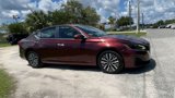 Used 2023 Nissan Altima 2.5 SV image 2