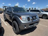 Used 2020 Nissan Frontier SV image 2