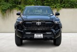 Certified 2024 Toyota Tacoma TRD Off-Road image 2