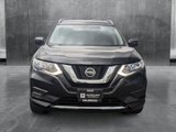 Used 2018 Nissan Rogue SV image 2