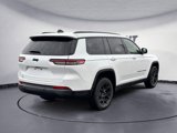 Used 2025 Jeep Grand Cherokee L Altitude image 5