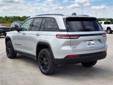 New 2025 Jeep Grand Cherokee Altitude image 4