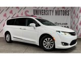 Used 2017 Chrysler Pacifica Touring-L image 2