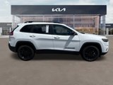 Used 2023 Jeep Cherokee Altitude Lux image 2