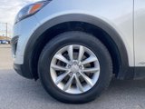 Used 2017 Kia Sorento LX image 2