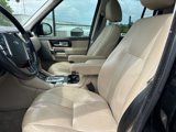 Used 2016 Land Rover LR4 HSE Silver Edition image 5