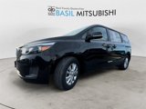 Used 2017 Kia Sedona L image 2