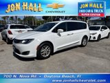 Used 2020 Chrysler Pacifica Touring-L image 2