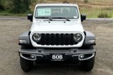 New 2024 Jeep Gladiator Sport image 3