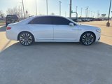 Used 2018 Lincoln Continental Select w/ Continental Climate Package image 4