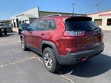 Used 2020 Jeep Cherokee Trailhawk image 2
