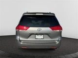 Used 2014 Toyota Sienna LE image 4