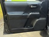 Used 2020 Toyota Tacoma TRD Off-Road image 3