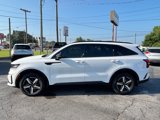 Used 2023 Kia Sorento EX w/ Panoramic Sunroof Package image 4