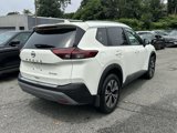Used 2022 Nissan Rogue SV image 3