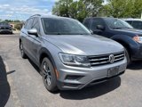 Used 2019 Volkswagen Tiguan SE w/ Panoramic Sunroof Package image 2