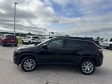 Used 2022 Jeep Compass Latitude image 5
