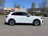 Certified 2024 Audi Q5 2.0T Premium w/ Convenience Package image 4