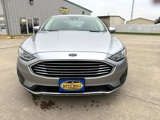 Used 2020 Ford Fusion SE image 2