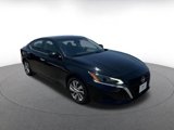 Used 2023 Nissan Altima 2.5 S image 3
