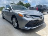 Certified 2018 Toyota Camry XLE image 2