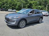 Used 2022 Ford Escape Titanium image 3