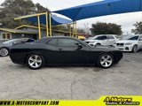 Used 2016 Dodge Challenger SXT image 4