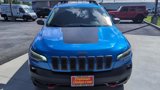 Used 2020 Jeep Cherokee Trailhawk image 2