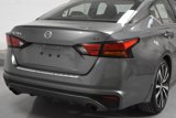 Used 2022 Nissan Altima 2.5 SR image 3