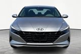 Used 2022 Hyundai Elantra SEL image 2