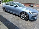 Used 2018 Volvo S90 T5 Momentum image 4