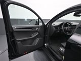 Used 2025 Porsche Macan Turbo image 5