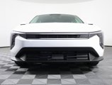 New 2025 Kia K4 LXS image 2