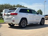 Used 2018 Jeep Grand Cherokee Overland image 2