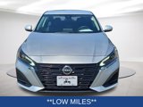 Used 2023 Nissan Altima 2.5 SV image 2