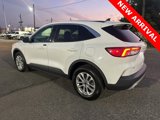 Used 2022 Ford Escape SE image 3