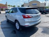 Used 2020 Chevrolet Equinox LT w/ Driver Convenience Package image 4