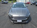 Used 2013 Ford Fusion SE image 2