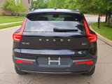 Used 2024 Volvo XC40 B5 Core image 6
