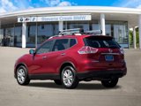 Used 2015 Nissan Rogue SV image 3