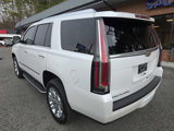 Used 2017 Cadillac Escalade 2WD image 3