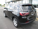 Used 2019 Jeep Compass Latitude image 2