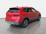 Certified 2024 Volkswagen Taos SE image 3