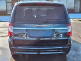 Used 2015 Chrysler Town & Country Touring w/ Driver Convenience Group image 4