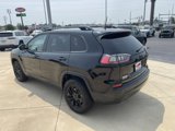 Used 2023 Jeep Cherokee Altitude Lux image 5